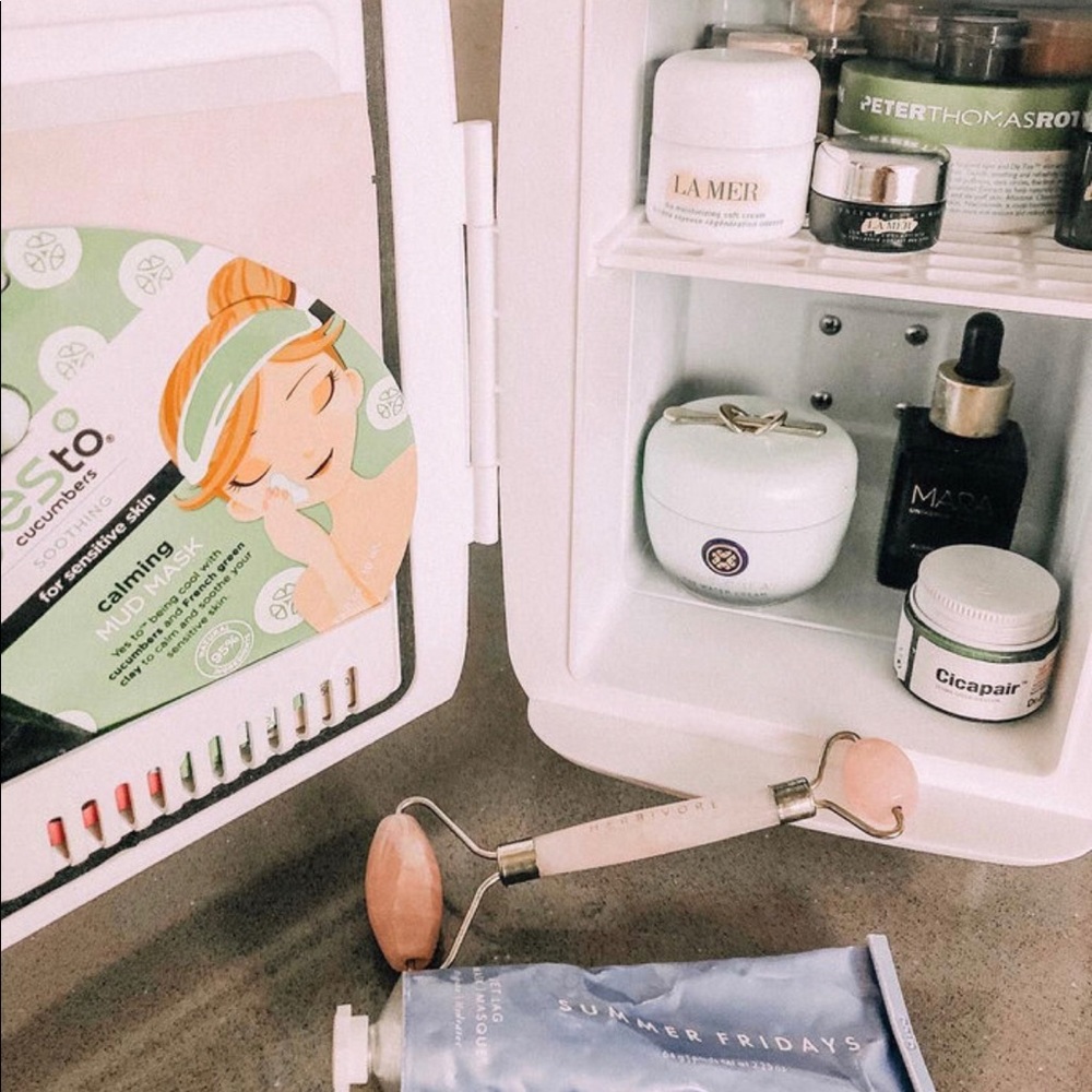 Cooluli mini fridge in white 🤩🤩